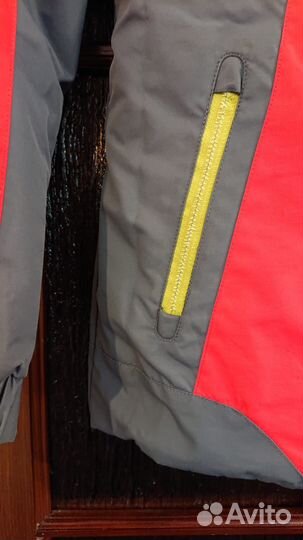 Куртка для девочки 128