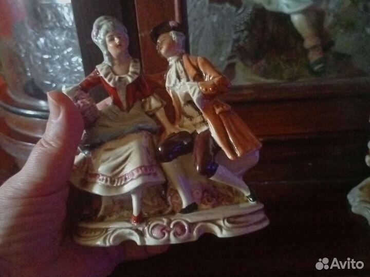 Фарфоровые статуэтки
