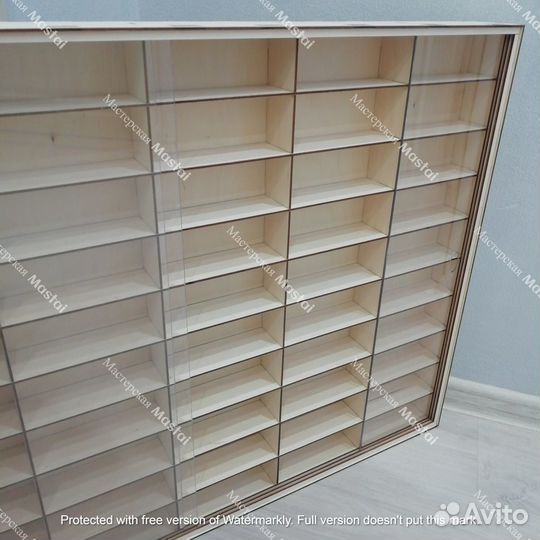 Полка, парковка, гараж для машинок 1:43