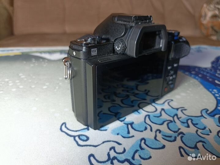 Фотоаппарат Olympus OM-D E-M10 Mark III