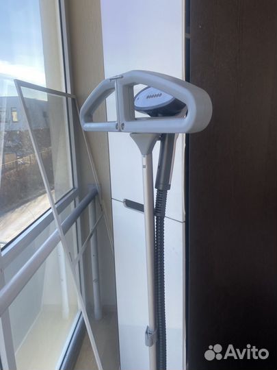 Отпариватель для одежды напольный