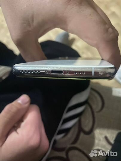 iPhone Xs, 64 ГБ