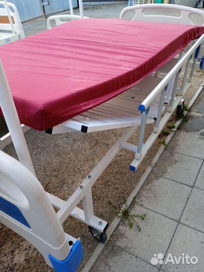 Кровати медицинские б/у 15 штук,доставка