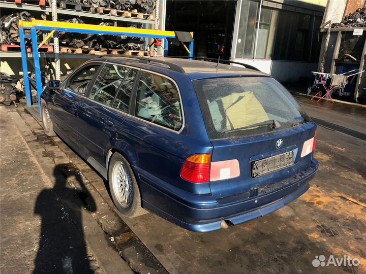 Разбор на запчасти BMW 5 E39