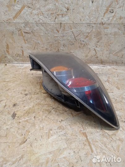 Фонарь задний наружный правый Mazda 3