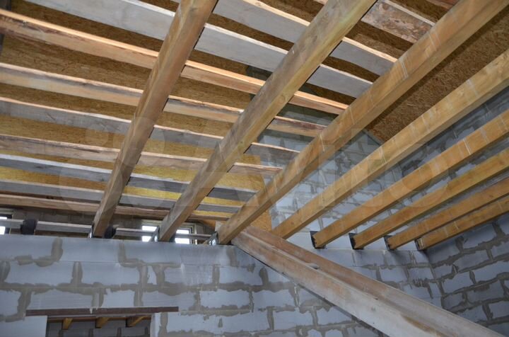 Дом 220 м² на участке 10 сот.