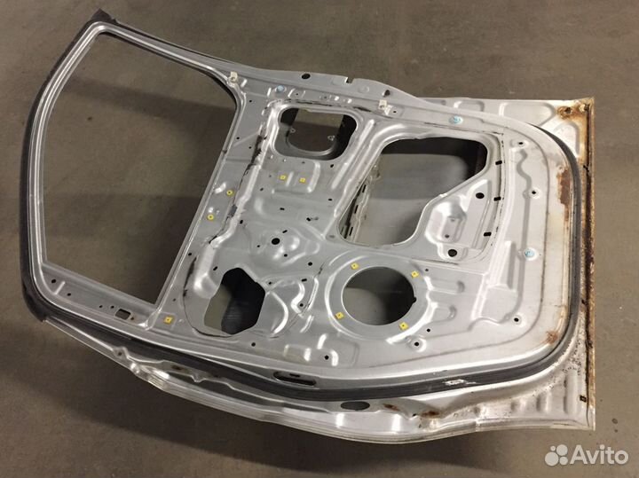 Дверь передняя правая Hyundai Starex H1 2010