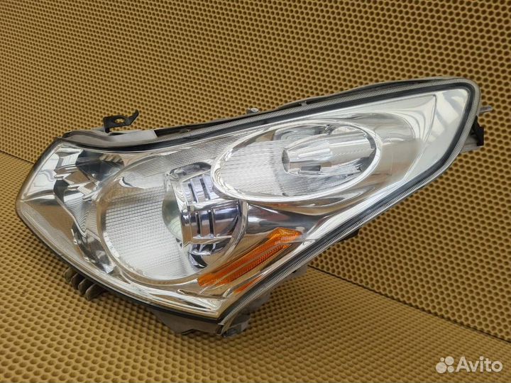 Фара передняя левая Infiniti G35 V36