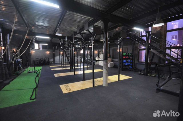 Резиновая плитка (спортивное покрытие)