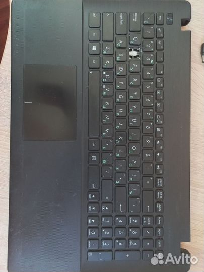 Ноутбук asus на запчасти