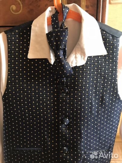 Костюм праздничный