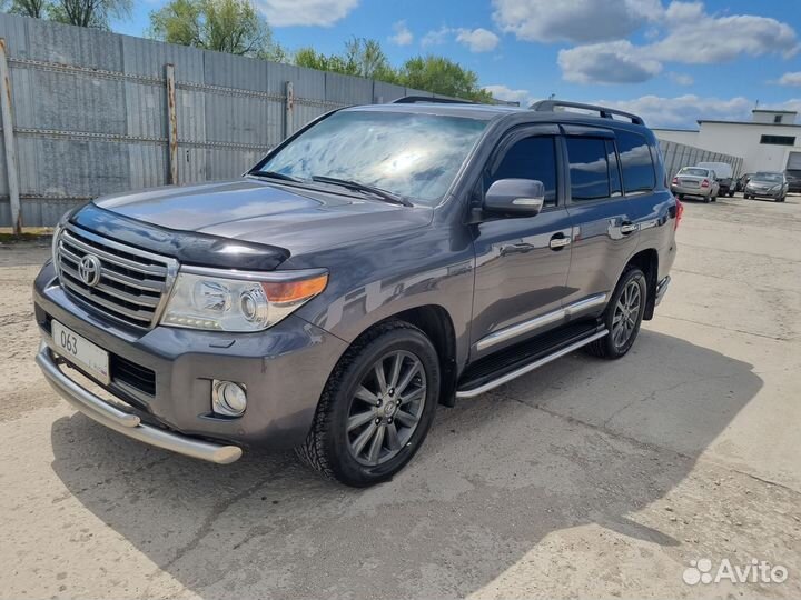 Реснички для Тойота Лэнд Крузер 200 (рестайлинг)