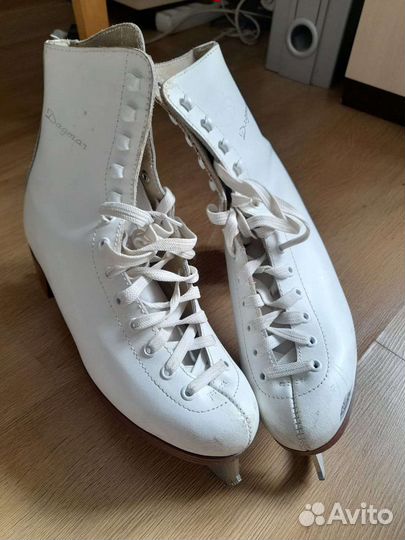 Коньки женские