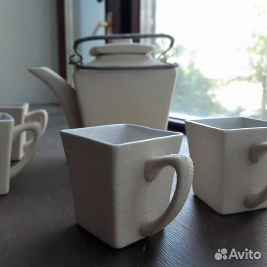 Чайник с чашками, керамика, новое