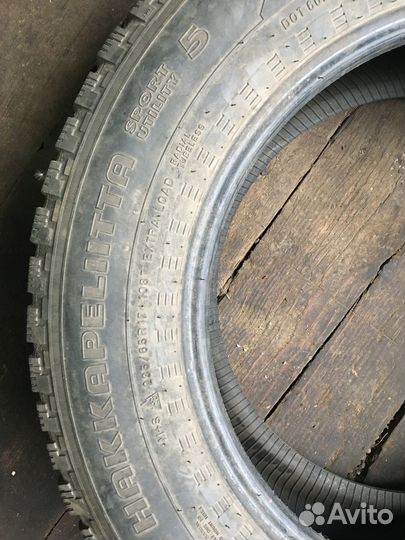 Nokian Tyres Hakkapeliitta 5 235/65 R17