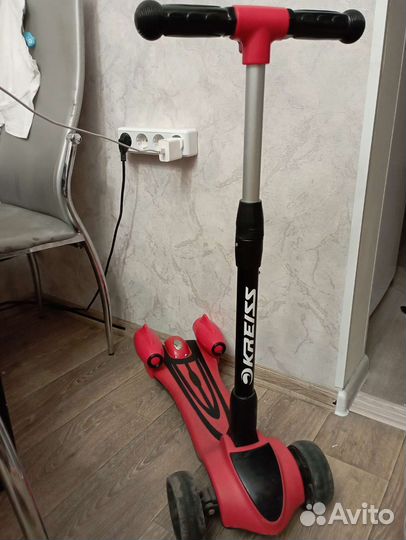 Самокат детский трехколесный