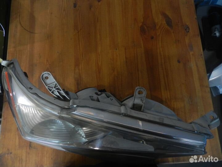 Фара правая Toyota Highlander 2