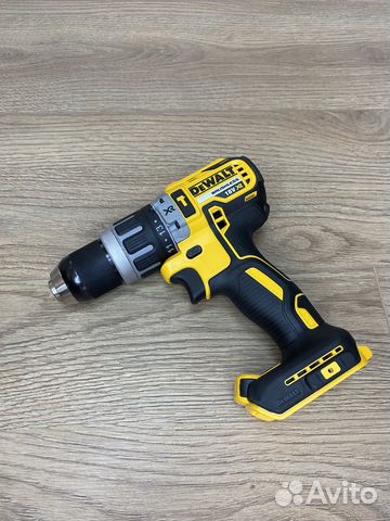 Аккумуляторная дрель-шуруповерт dewalt DCD 796