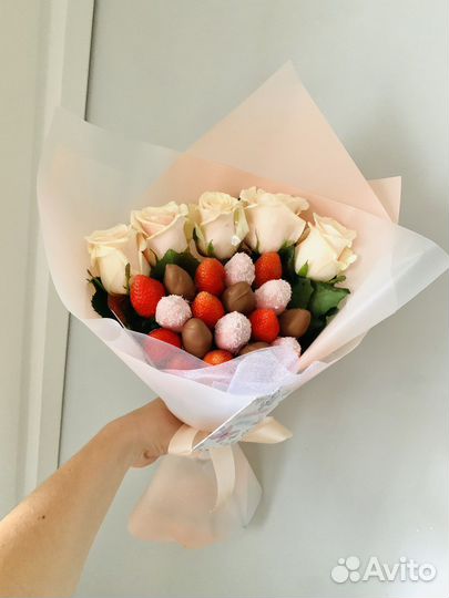 Букеты из клубники в шоколаде