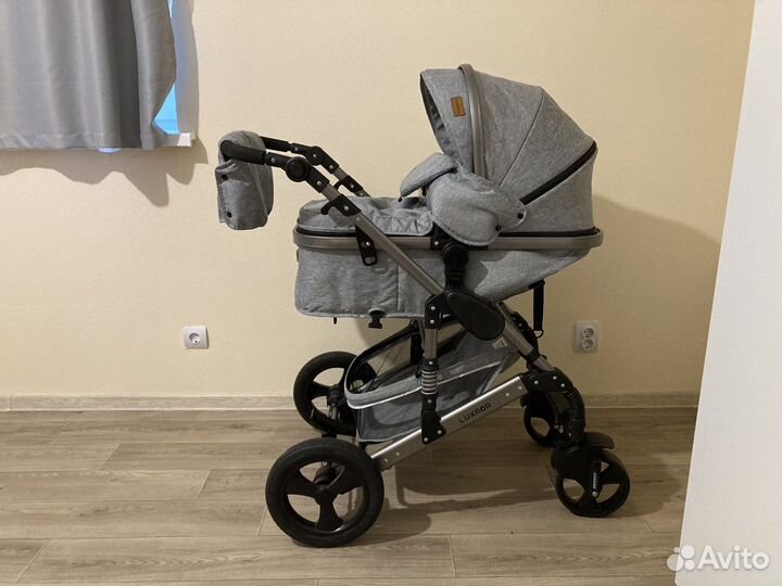 Продам коляску 2 в 1