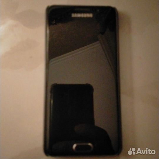 Samsung Galaxy A3 (2017) SM-A320F Single Sim, 2/16 ГБ