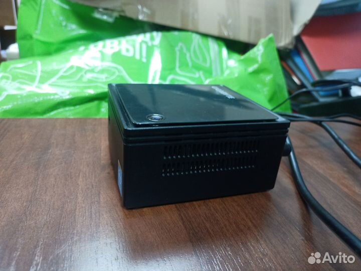 Системный блок неттоп Gigabyte brix GB-bace-3000