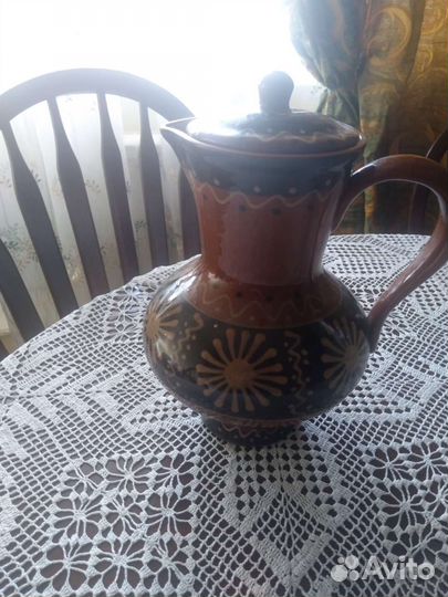 Глиняный кувшин