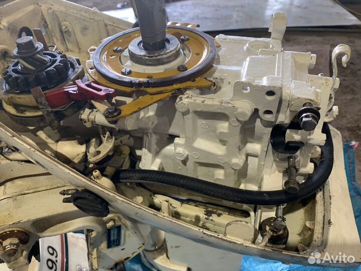 Johnson 9.9 лодочный мотор