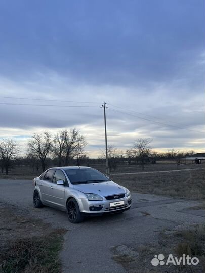 Ford Focus 1.8 МТ, 2007, 330 500 км