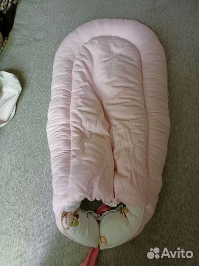 Кокон гнездышко и подушка для новорожденных