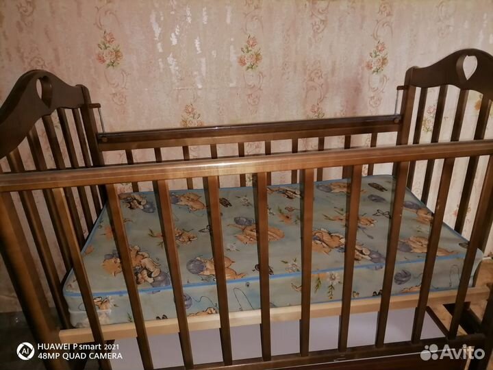 Детская кроватка деревянная