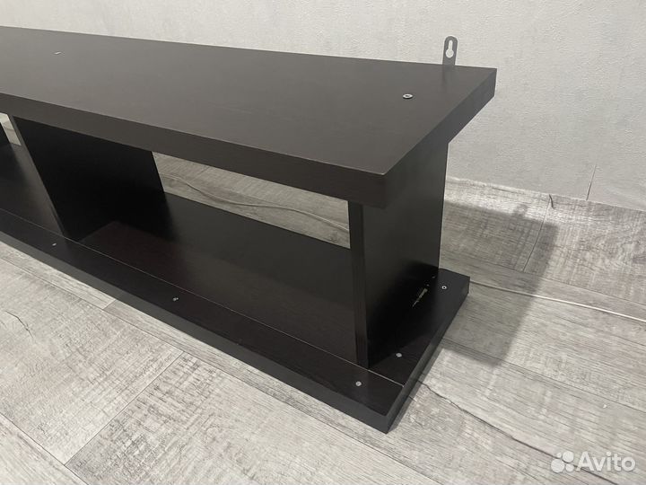 Полка настенная навесная бу