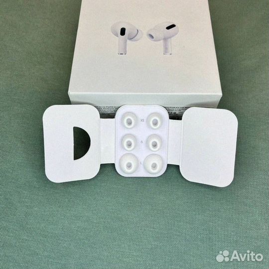 AirPods Pro 2: Музыка в каждом шаге