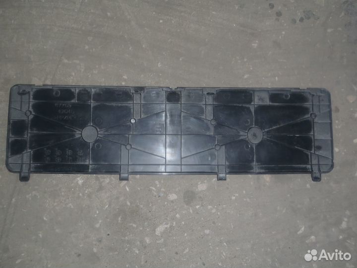 Крышка багажного отделения Toyota RAV4 (XA40)