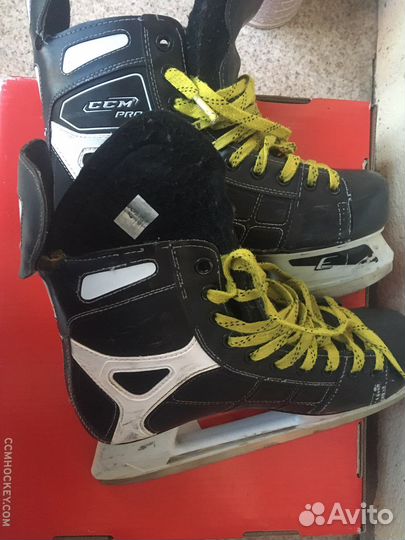 Коньки хоккейные 43 размер