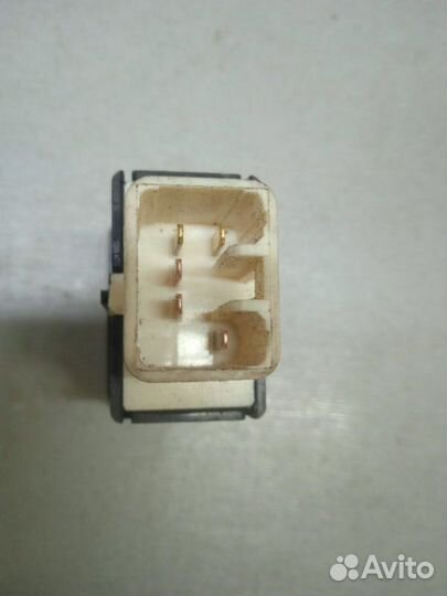 Кнопка включения полного привода Suzuki Sx4