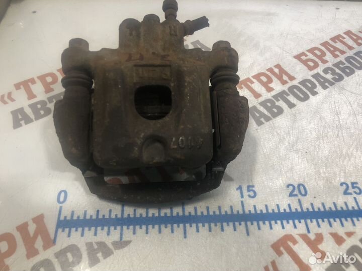 Лексус RX Суппорт задний правый Прав