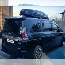 Nissan Serena 2.0 CVT, 2016, 140 000 км, с пробегом, цена 2 100 000 руб.