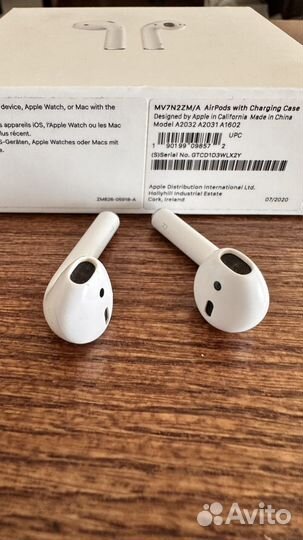 Беспроводные наушники apple airpods