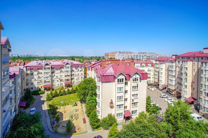 2-к. квартира, 92 м², 8/8 эт.