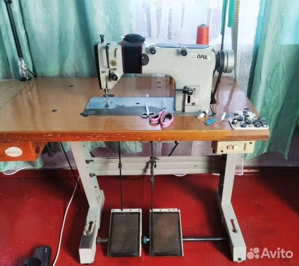 Швейная промышленная машина 