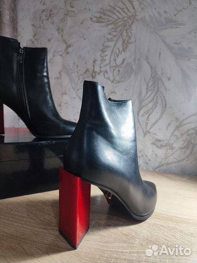 Ботинки женские 37 размер