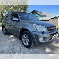 Toyota RAV4 2.0 AT, 2005, 280 000 км, с пробегом, цена 1 100 000 руб.