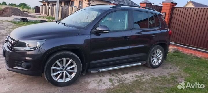 Volkswagen Tiguan 2.0 AT, 2015, 140 000 км