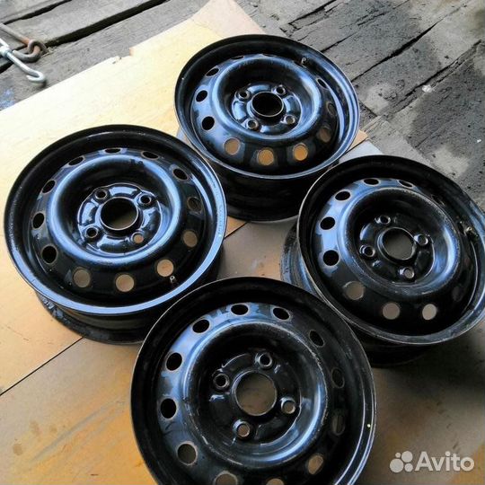 Диски штампованные диаметр 15