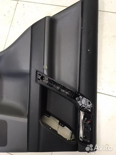 Обшивка задней двери прадо 150