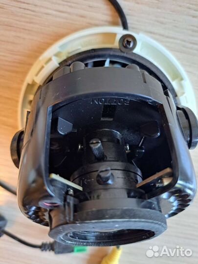 Камера видеонаблюдения купольная