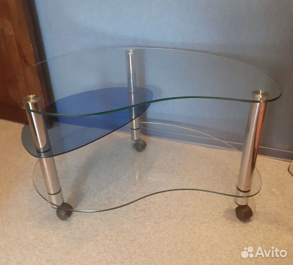 Стол стеклянный