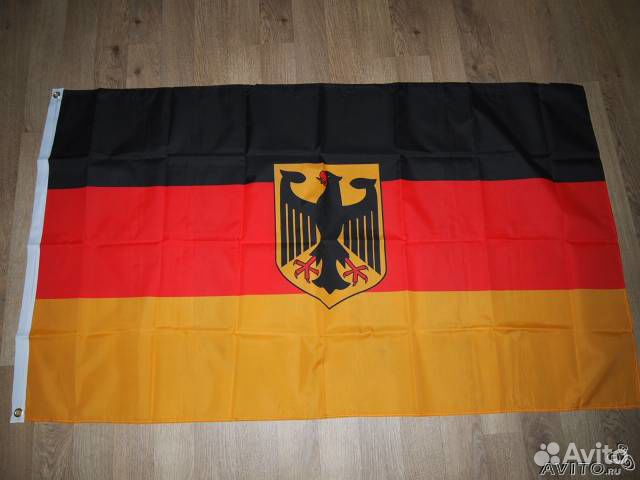 Флаг много разных