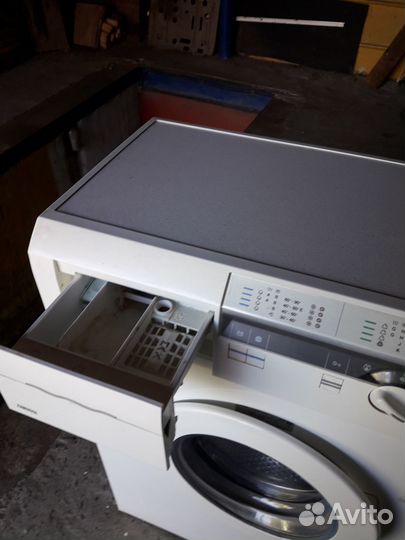 Стиральная машина zanussi